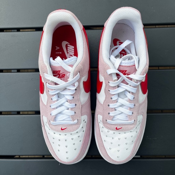 Air Force 1 Low '07 QS 'Valentine's
Day Love Letter' - Picture 5 of 7